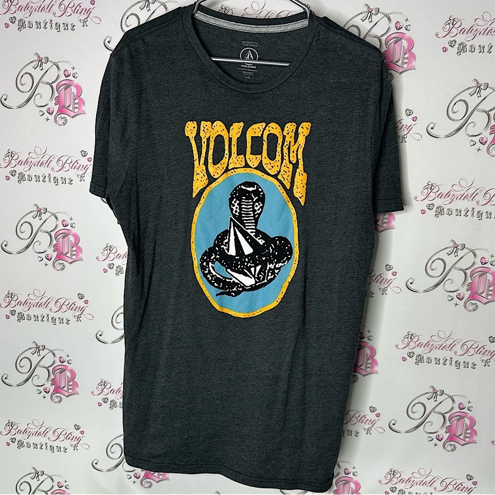 Volcom Men's Gray Graphic T-Shirt snake 🐍 cobra tshirt heather grey